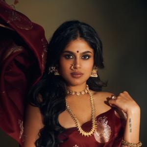 Faria Abdullah Shines in Elegant Maroon Saree with Traditional Jewelry