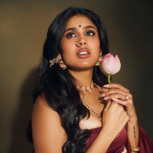 Faria Abdullah Shines in Elegant Maroon Saree with Traditional Jewelry