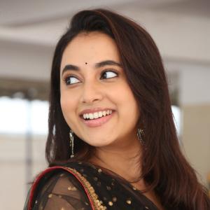 Priyanka Arul Mohan in Black and Gold Traditional Outfit | Elegant Look