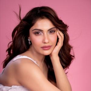 Ishita Raj Stunning Glam Look in White Dress