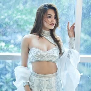 Vidhi Yadav looks stunning in silver white lehenga