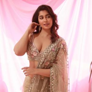 Nikita Sharma Stuns in Elegant Traditional Outfit | Glamorous Photoshoot