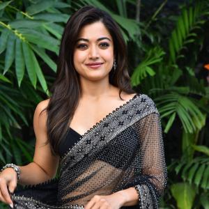 Rashmika Mandanna Stuns in Elegant Black Saree Look