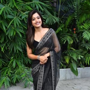 Rashmika Mandanna Stuns in Elegant Black Saree Look