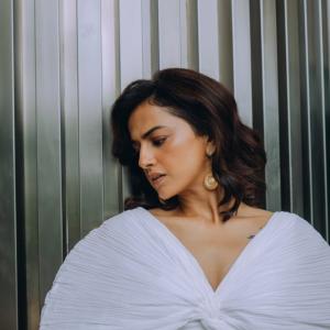 Actress Shraddha Srinath Stuns in Elegant White and Black Ensemble