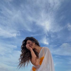 Akanksha Singh Stuns in Elegant White Saree Look