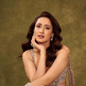Pragya Jaiswal Shines in a Glittering Designer Saree