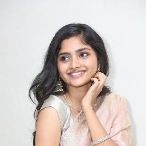 Actress Preeti Looks Elegant in a Soft Pink Silk Saree