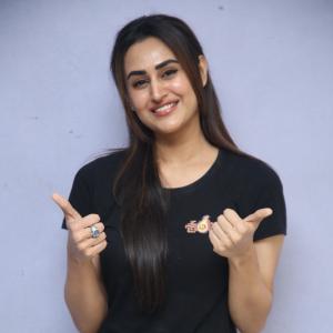 Archana Iyer Casual Look in Black T-Shirt and Denim Jeans