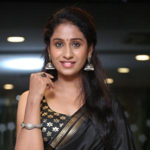 Dakshi Guttikonda in Elegant Black Saree – Traditional South Indian Look
