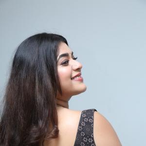 Yamini Bhaskar Looks Elegant in Black Saree | Latest Photoshoot