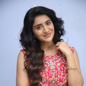 Rashi Singh Stuns in Vibrant Pink Lehenga with Intricate Ethnic Embroidery