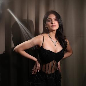Misha Narang Shines in Elegant Black Outfit With Modern Glamour