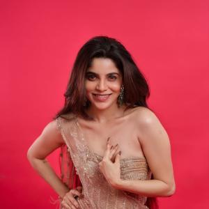 Divya Bharathi Looks Radiant in Elegant Gold Outfit