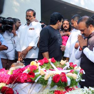 Kaikala Satya Narayana Final Rites