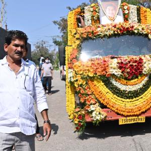 Kaikala Satya Narayana Final Rites