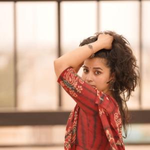 Komalee Prasad in a Dreamy and Elegant Saree Look | Traditional Photoshoot Inspiration