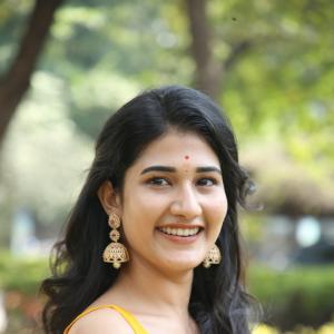 Amrutha Chowdary Shines in a Bright Yellow Saree | Elegant & Graceful Outdoor Photoshoot