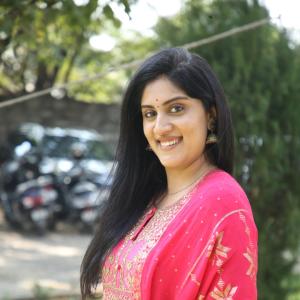 Dhanya Balakrishnan Radiates Elegance in Pink Traditional Outfit | Graceful Outdoor Photoshoot