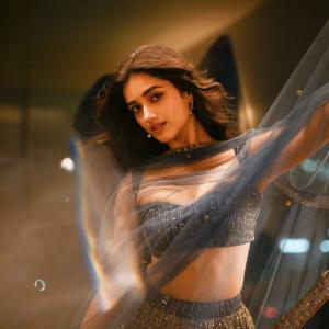 Actress Bhagyashree Borse Inspired Glam Look – Shimmering Evening Ethnic Fashion