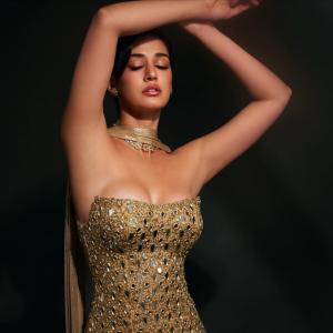 Actress Disha Patani Inspired Golden Glam Look – Stunning Red Carpet Style