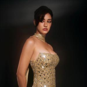 Actress Disha Patani Inspired Golden Glam Look – Stunning Red Carpet Style