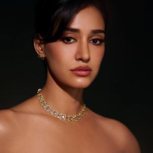 Actress Disha Patani Inspired Golden Glam Look – Stunning Red Carpet Style