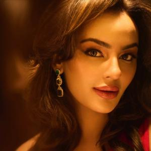 Actress Seerat Kapoor Looks Radiant in Elegant Pink Gown