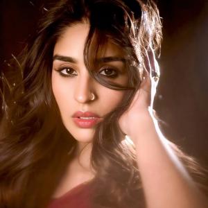 Yukti Thareja Shines in Captivating Maroon Saree Look: Latest Photoshoot