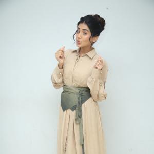Rashi Singh Radiates Elegance in Soft Beige Outfit: Latest Photoshoot