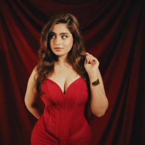 Ayesha Khan Stuns in Elegant Red Gown – Glamorous Fashion Photoshoot 2025