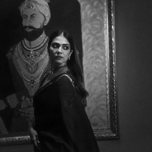 Actress Malavika Mohanan in Elegant Black Saree – Timeless Beauty & Cinematic Portrait