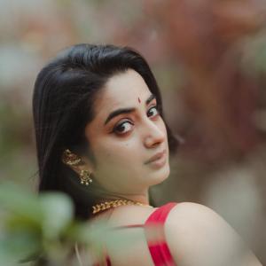 Actress Namitha Pramod Stuns in Elegant Traditional Saree Look