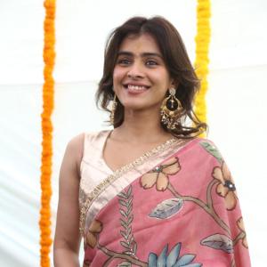 Hebbah Patel Embraces Classic Indian Elegance in Floral Saree