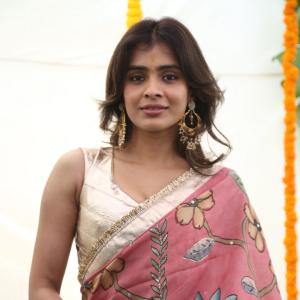 Hebbah Patel Embraces Classic Indian Elegance in Floral Saree