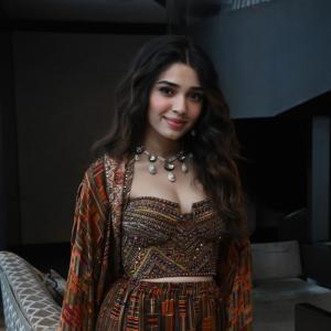 Krithi Shetty Stuns in Elegant Ethnic Wear – A Perfect Blend of Tradition and Modern Style