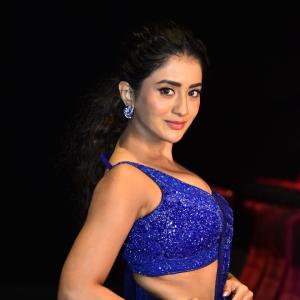 Rashi Singh Stuns in Sequined Blue Saree