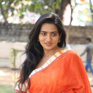 Rekha Norosha – Elegant Orange Saree Fashion Inspiration