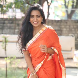 Rekha Norosha – Elegant Orange Saree Fashion Inspiration