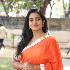 Rekha Norosha – Elegant Orange Saree Fashion Inspiration