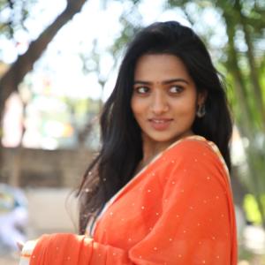 Rekha Norosha – Elegant Orange Saree Fashion Inspiration