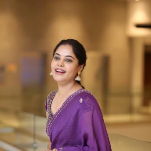 Bindhu Madhavi Elegant Look in Purple Saree | Traditional Indoor Portrait