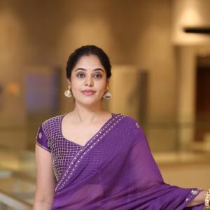 Bindhu Madhavi Elegant Look in Purple Saree | Traditional Indoor Portrait