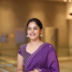 Bindhu Madhavi Elegant Look in Purple Saree | Traditional Indoor Portrait