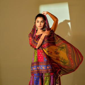 Anupama Parameswaran Inspired Traditional Look in Vibrant Indian Attire