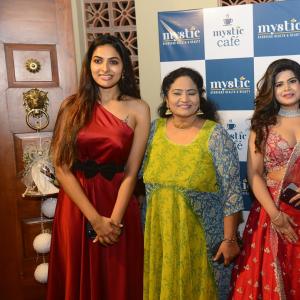 Actress Alekhya Angel threw Christmas party