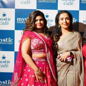 Actress Alekhya Angel threw Christmas party