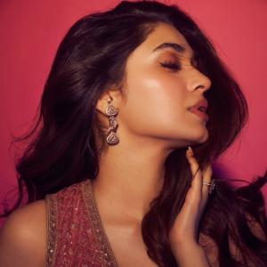 Kriti Shetty Inspired Modern Ethnic Portrait | Elegant Glamour Look