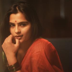 Kavya KalyanRam Inspired Traditional Saree Look | Elegant South Indian Style