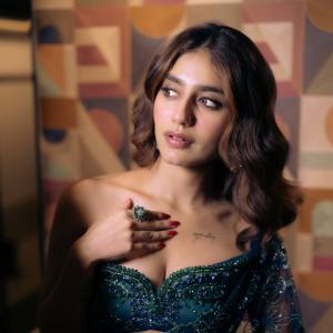 Actress Priya Warrior Showcasing Modern Confidence and Timeless Beauty